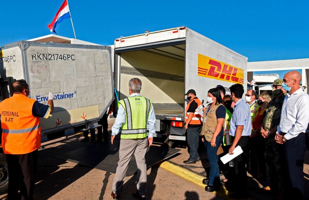 <p>El país apenas cuenta con 63.000 dosis recibidas al momento</p>