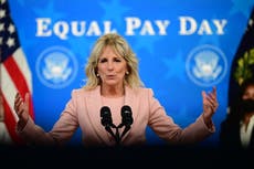 Jill Biden revela que le pagaron menos que sus colegas maestros masculinos, mientras que Megan Rapinoe dice que ha sido “devaluada”