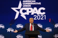 Trump le dice a Fox que las políticas fronterizas de Biden son “inhumanas”; usuarios en Twitter le responden