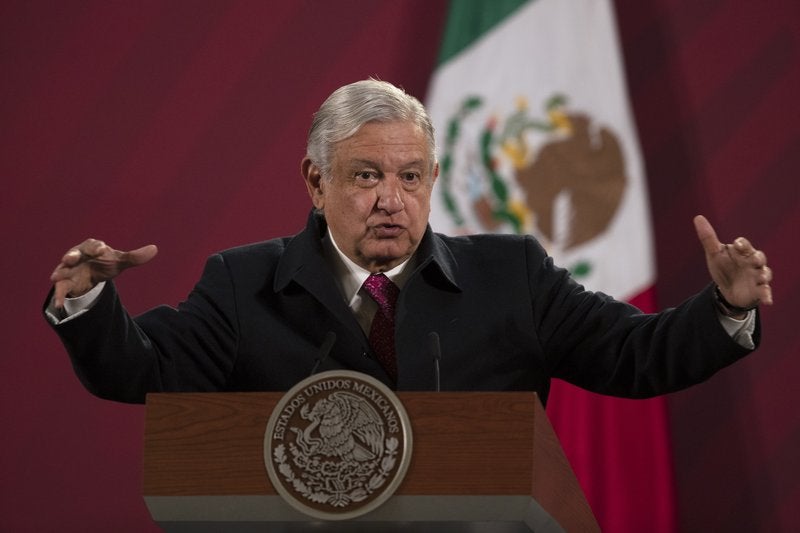 AMLO reconoce esfuerzo del personal médico con “Premios al Mérito 2021” en el Día Mundial de la Salud