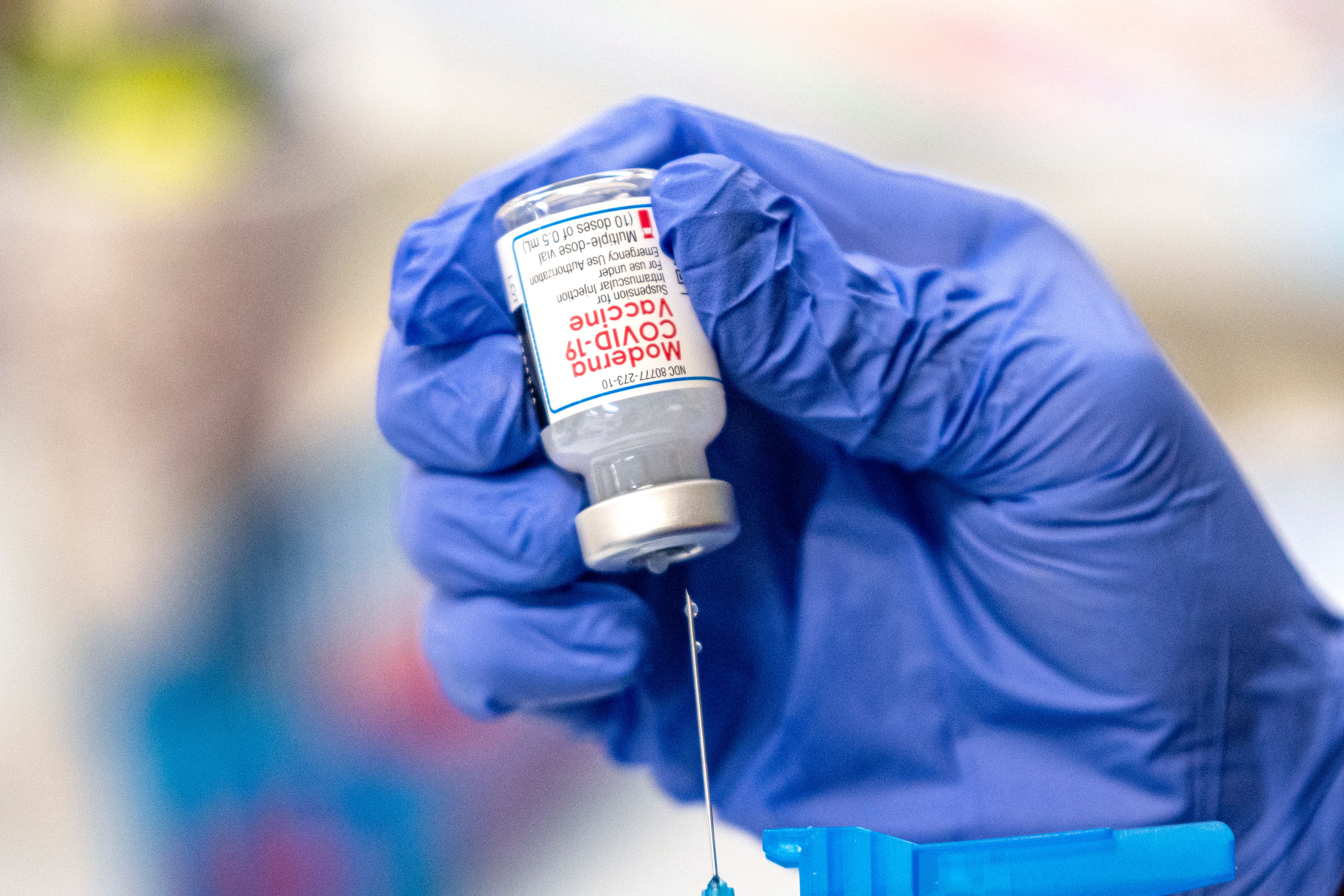 Científicos de Stanford deconstruyen vacunas COVID de Pfizer y Moderna y publican las “recetas” 