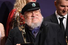 George R. R. Martin revivirá a los personajes favoritos de los fans en la obra de Game of Thrones