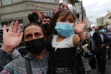 Ecuador: Piden más restricciones al aumentar casos de COVID