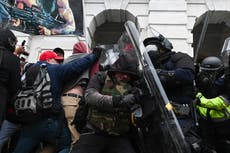 Dos agentes de la policía del Capitolio demandarán a Trump por disturbios y “graves daños emocionales”