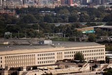 Prohibición militar transgénero de Trump es suspendida por las nuevas políticas del Pentágono de Biden