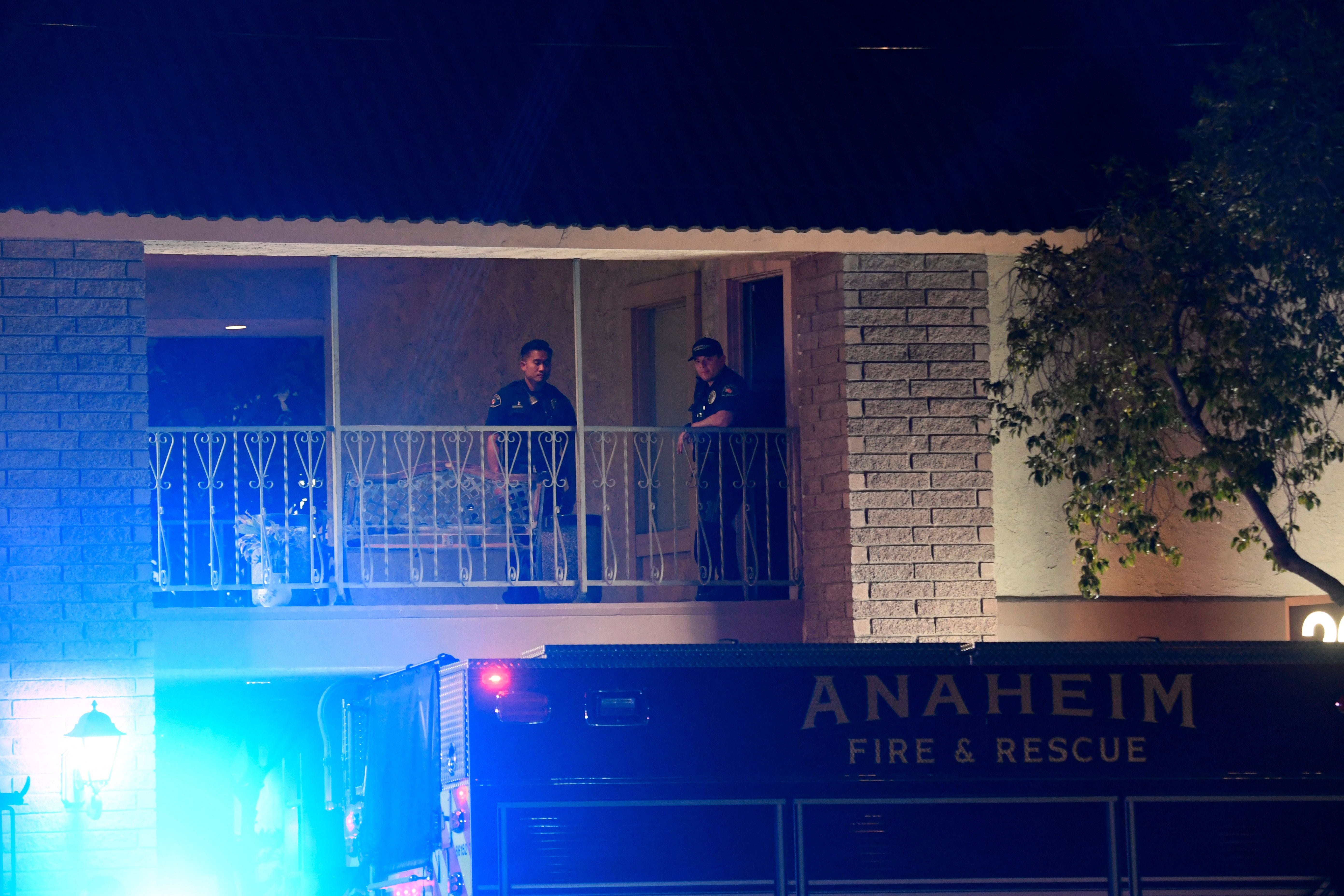 Niño de 9 años murió en los brazos de su madre durante el mortal tiroteo de California, revelan las autoridades