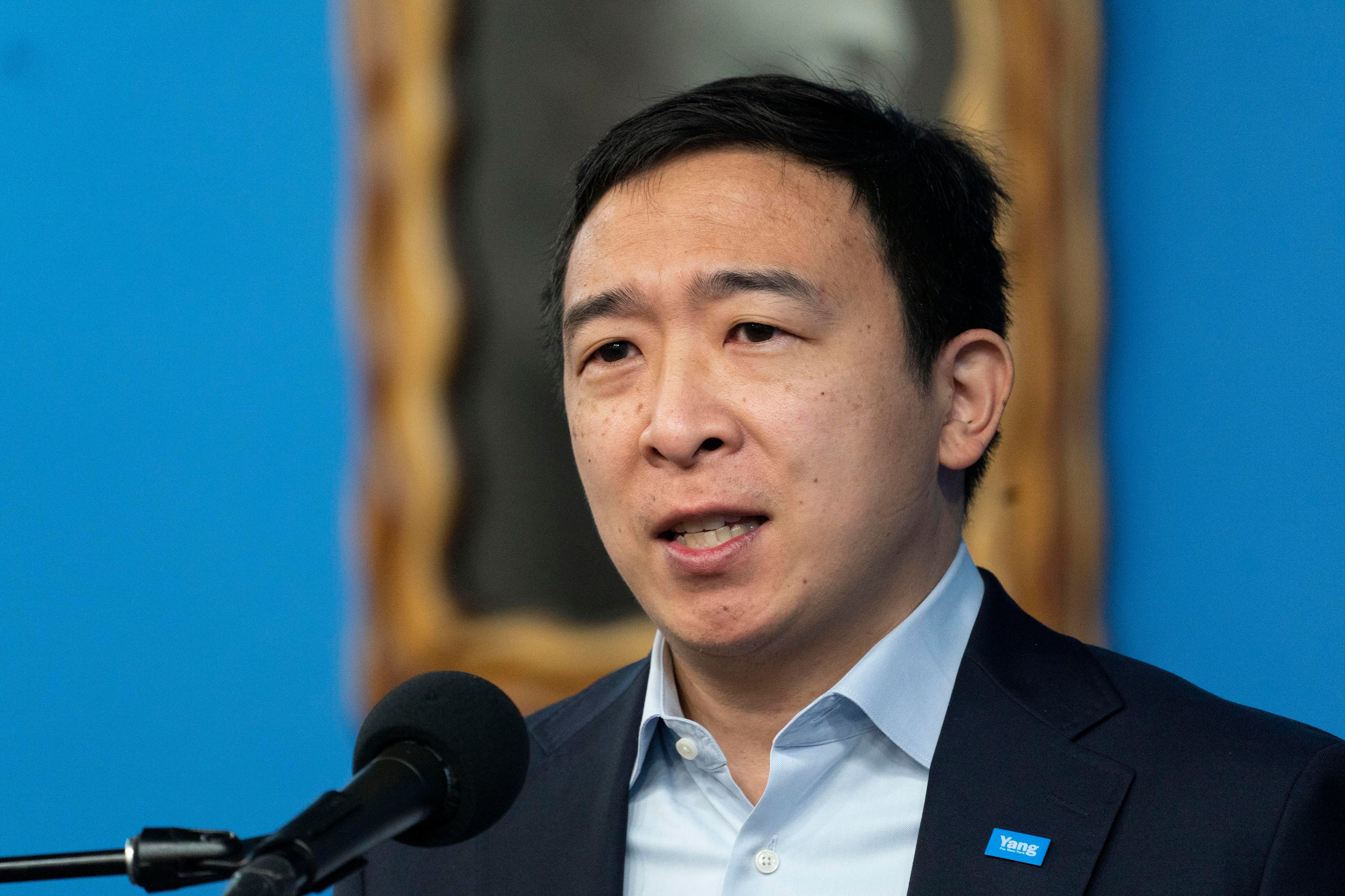 Aspirante a alcalde de Nueva York, Andrew Yang, hospitalizado por aparente cálculo renal