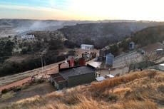 Dakota del Norte: Turística ciudad de Medora es evacuada por incendios forestales