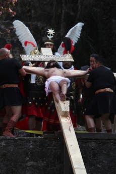 Pasión y muerte de Cristo en el Viernes Santo de Iztapalapa, en México; la pandemia opacó el evento