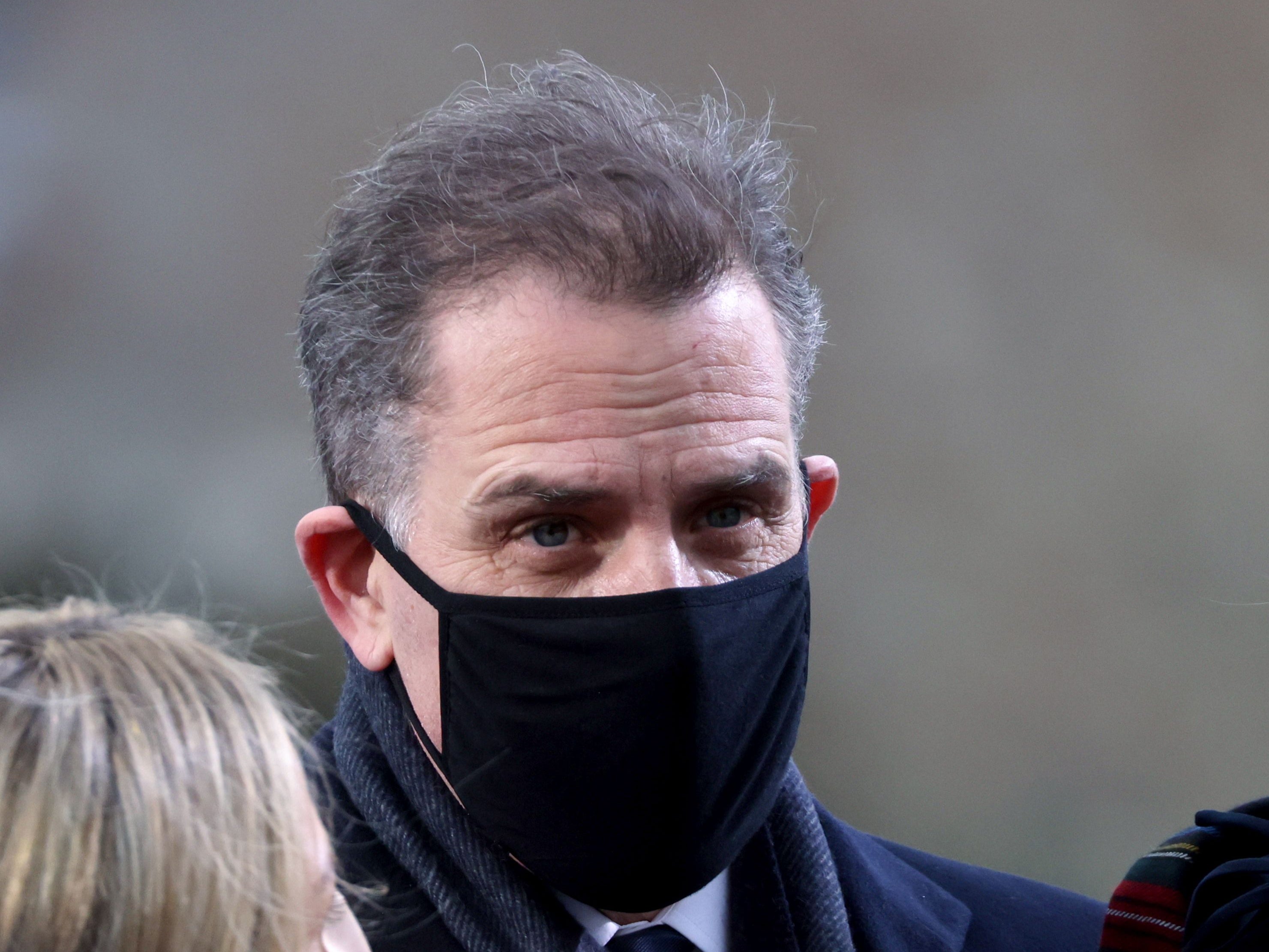 Donald Trump Jr. se burla de Hunter Biden por sus problemas con las drogas al publicar una foto de pipa de crack y parmesano