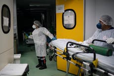 Brasil, convertido en un “Fukushima biológico”, dice experto; registran 4.000 muertes por COVID en un día