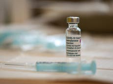 Línea de tiempo de la vacuna AstraZeneca, actualmente bajo investigación por vínculos con coágulos de sangre