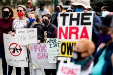 “Lo hicimos”; víctimas de Parkland reaccionan con alegría al plan de control de armas de Joe Biden