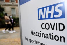 NHS cancelará vacunas para menores de 30 años tras cambios en el consejo de AstraZeneca