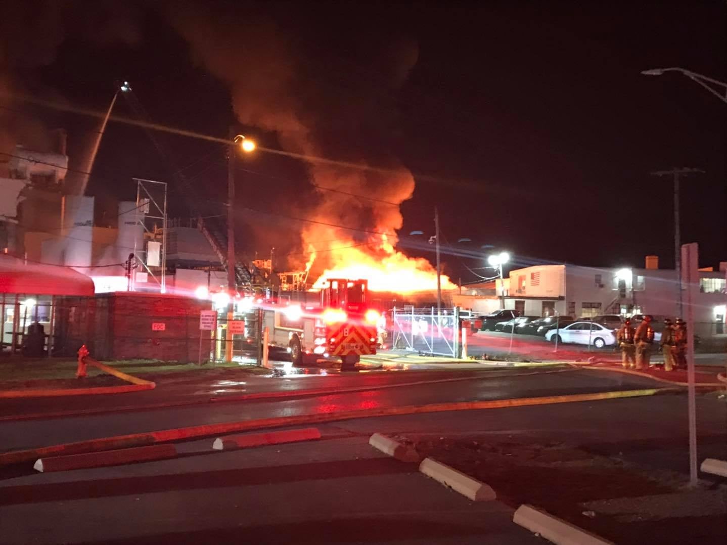 Ocho heridos tras explosión en planta de pintura en Columbus, Ohio