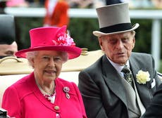 La reina dice que la muerte del príncipe Felipe dejó un “gran vacío en su vida”, revela el Duque de York