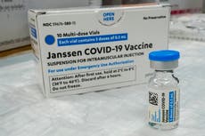 La FDA insiste que la pausa de la vacuna Johnson & Johnson podría terminar en unos días; expertos advierten que la medida puede descarrilar la implementación en EE.UU.