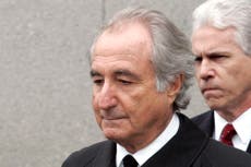 Fallece en prisión el financista Bernie Madoff: fuente AP