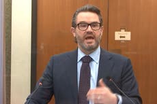 El expolicía Chauvin no declarará en el caso Floyd