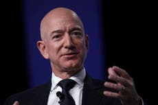 Millonarios protestan frente a la casa de Jeff Bezos exigiendo que pague más impuestos