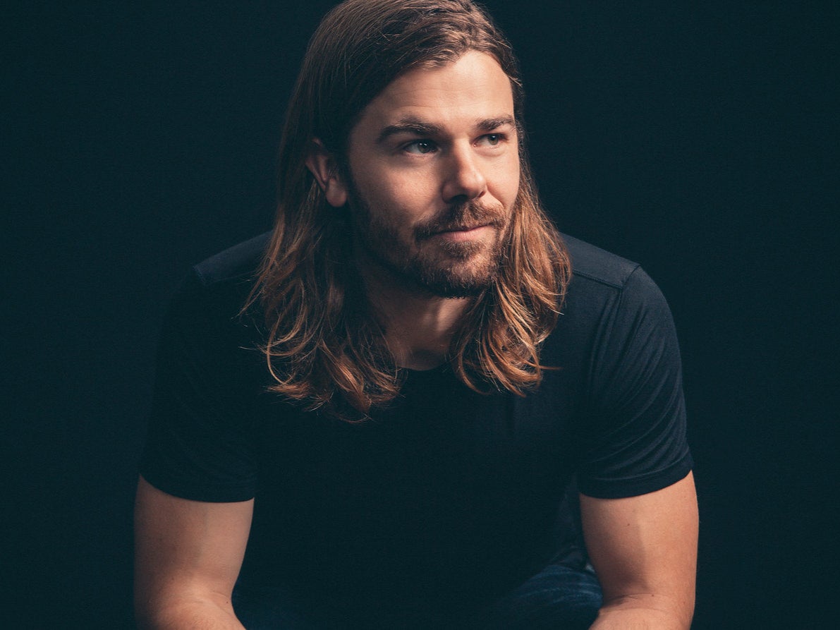 Medios derechistas me llamaron “socialista” por darles a mis trabajadores un salario mínimo de $70.000