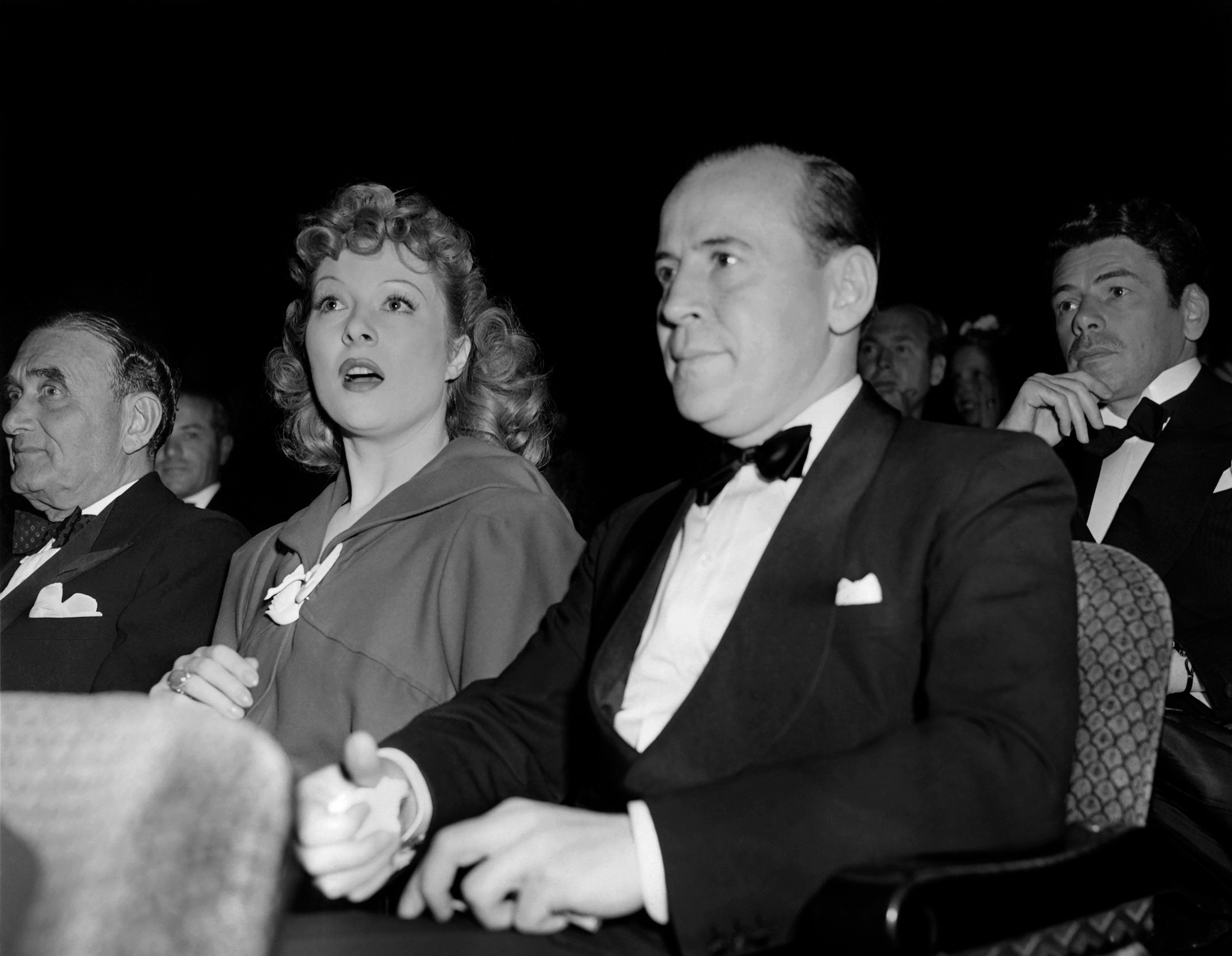 Greer Garson y el productor Benjamin Thaw en la premier de ‘Goodbye, Mr Chips’ el 17 de mayo de 1939