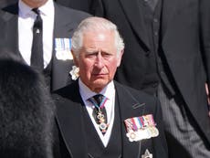 El Príncipe Carlos se convertirá en “Causi-Rey”, mientras la responsabilidad de “unir a la familia” recae sobre él, declaran expertos