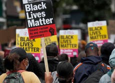 Expertos de ONU rechazan informe británico que niega racismo