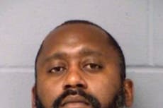 Arrestan a expolicía de Texas buscado por triple asesinato