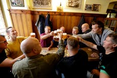 Disminuye el consumo de cerveza en República Checa por COVID