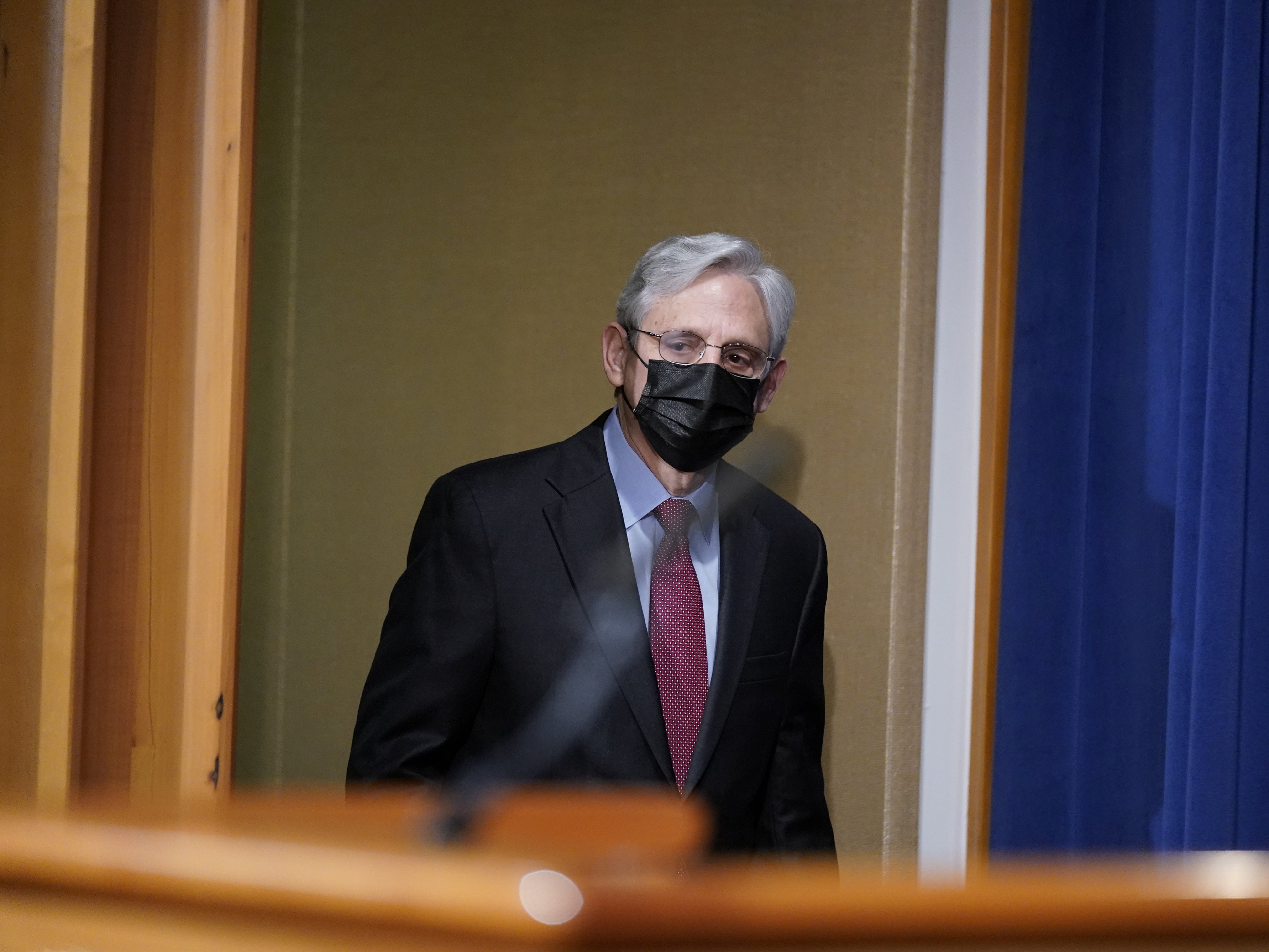 Fiscal de Merrick Garland anuncia investigación policial de Minneapolis, tras caso Chauvin