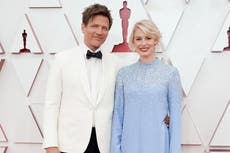 Thomas Vinterberg recuerda a su difunta hija en un emotivo discurso de aceptación en los Oscar