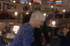 Glenn Close sorprende a los espectadores de los Oscar al hacer twerking con “Da Butt”