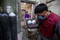 India: Pánico y mensajes de auxilio ante alza en contagios