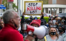 EEUU: Abogado: Hombre negro, baleado en la nuca por policía