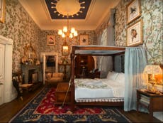 Las reservas se apresuraron para la “casa adosada de Londres” de Airbnb que resultó ser una casa de muñecas