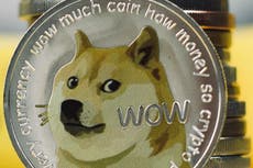 El precio de Dogecoin se dispara después de que Elon Musk se llama a sí mismo “El Dogefather”