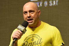 La Casa Blanca critica a Joe Rogan, por recomendar a los jóvenes que no se vacunen