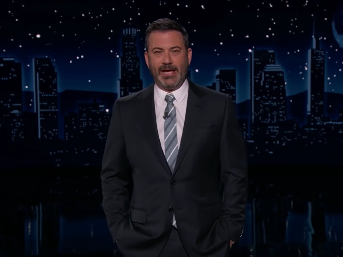 Jimmy Kimmel ridiculiza al presentador de Fox News, Tucker Carlson por dichos sobre el COVID