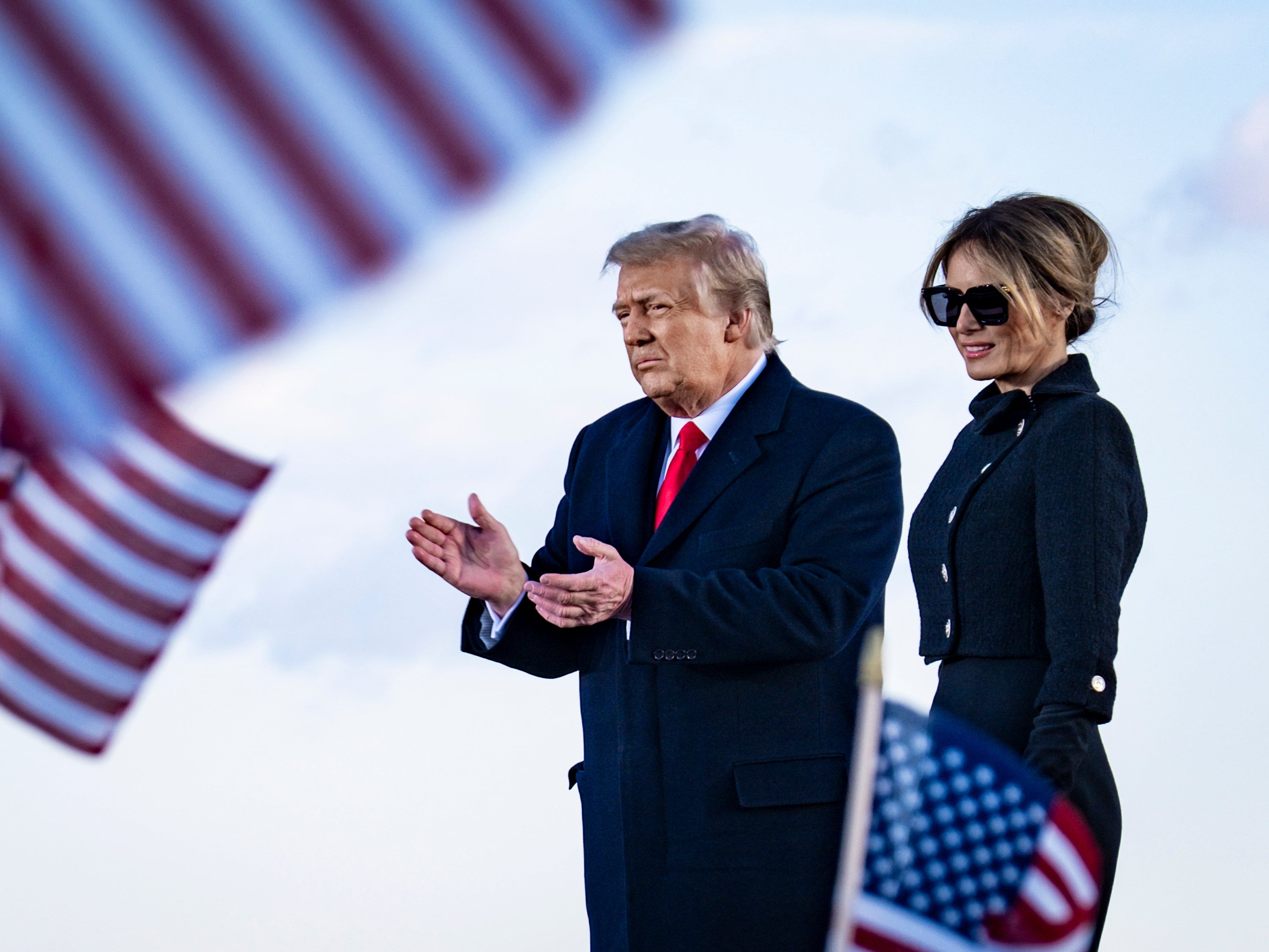 Informa CNN que Melania Trump está feliz y relajada desde que dejó la Casa Blanca