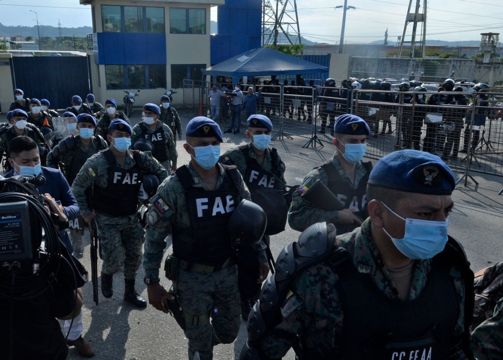 <p>Al menos 12 reos resultaron heridos durante el ataque armado</p>