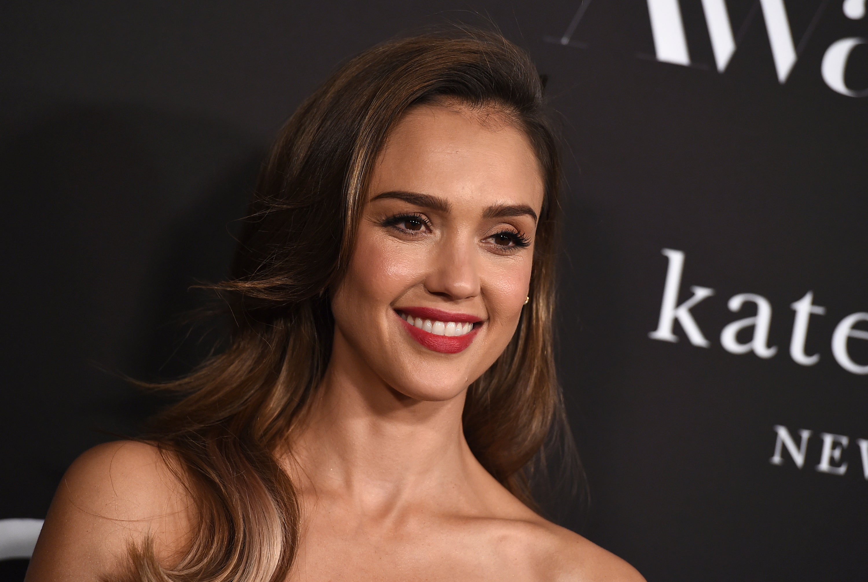 Jessica Alba gana $2.6 millones con la cotización de su marca de bienestar The Honest Company