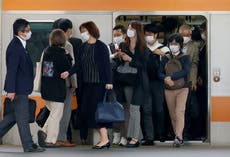 Extenderán emergencia por COVID en Tokio hasta fin de mayo