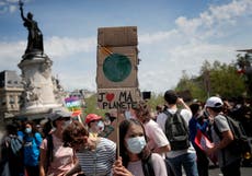 Francia: Miles exigen más medidas contra cambio climático