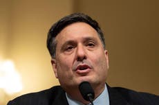 El jefe de gabinete de la Casa Blanca dice que no “subestimará” a Donald Trump si elige postularse nuevamente