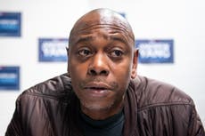 Atacante de Dave Chappelle no enfrentará cargos por delitos graves