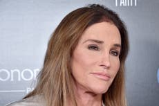 Kimmel critica a Caitlyn Jenner como “idiota ignorante” por sus comentarios sobre las personas sin hogar en los Ángeles
