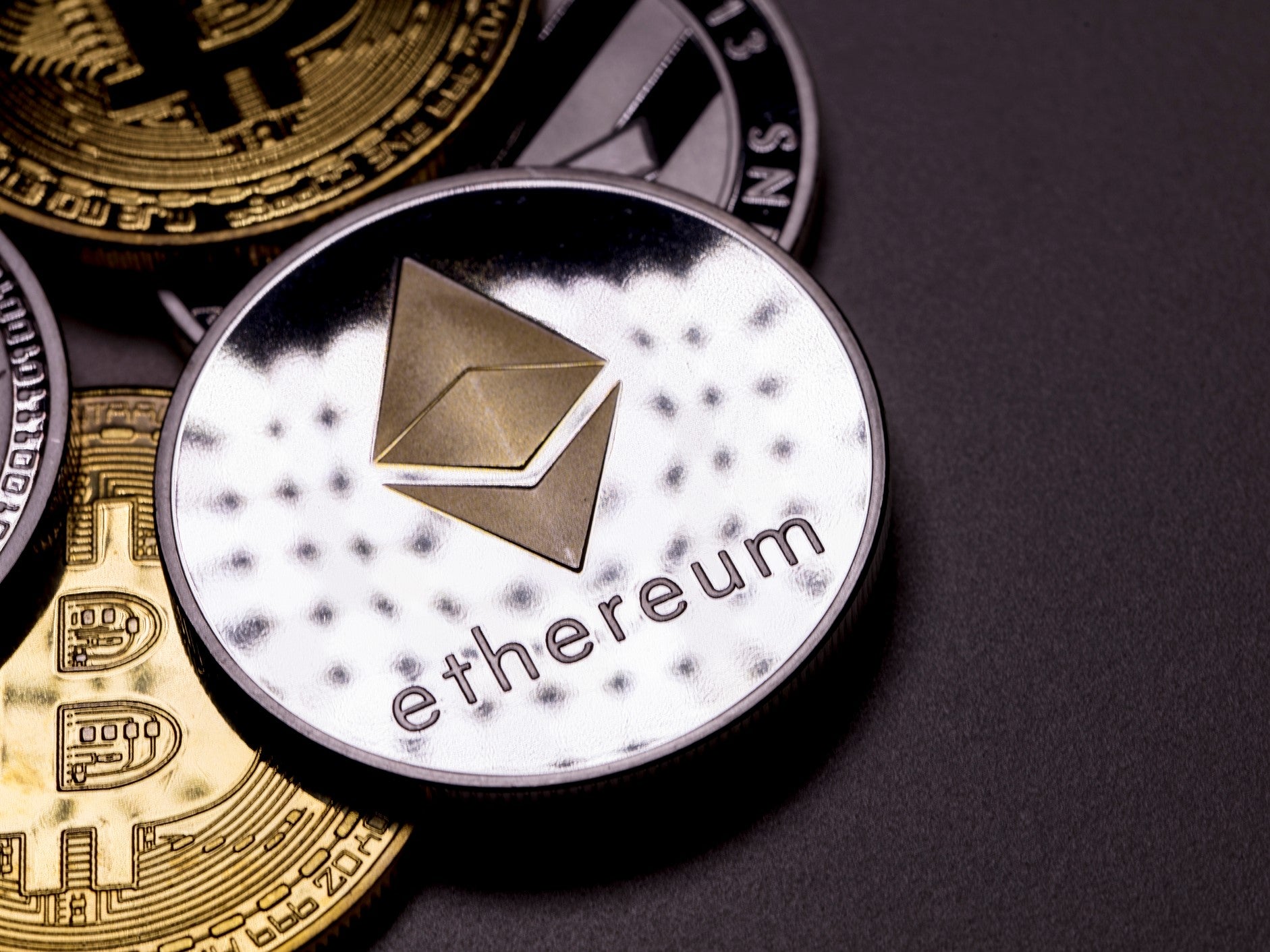 Ethereum alcanza un nuevo precio récord y los expertos prevén que llegue hasta los 20.000 dólares