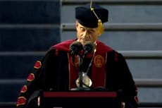 Presidente de la Universidad de Carolina del Sur renuncia después de plagiar un discurso de graduación