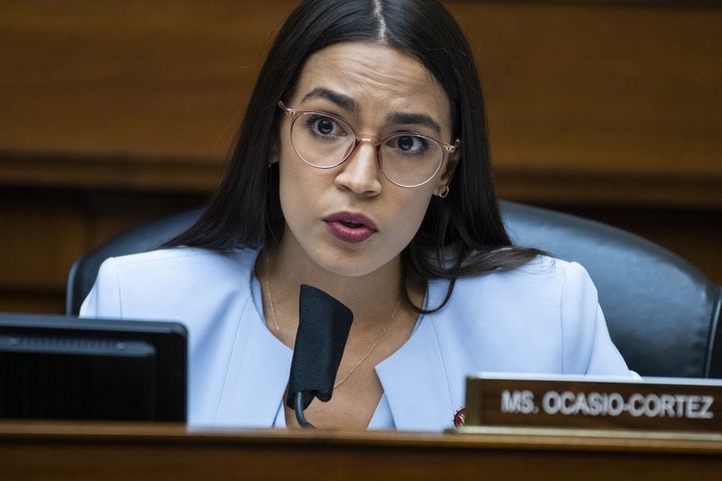 Ocasio-Cortez respalda a Ilhan Omar tras controvertida declaración sobre Israel